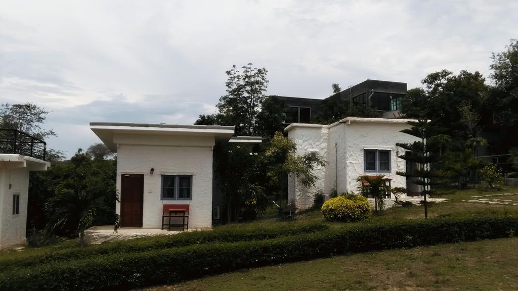 White Rock Resort Pakchong Exterior photo
